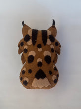 Load image into Gallery viewer, Dusty The Plush Bobcat