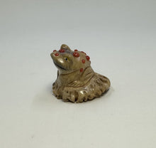 Load image into Gallery viewer, Croaking Bull Frog